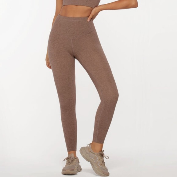 Lorna Jane Lifted Leggings - Picture 3 of 6